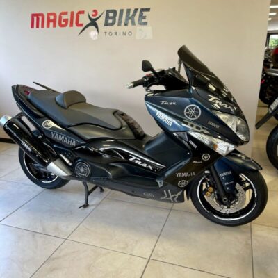 YAMAHA T-MAX 500